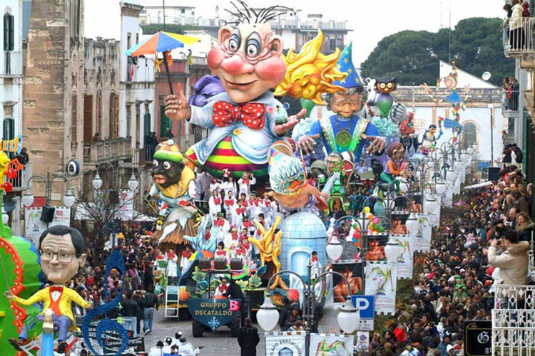 Folklore_apulia_putignano_carnival