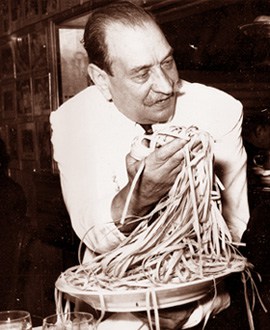 Fettuccine-Alfredo+di+Lelio,+father+of+-Fettuccine+Alfredo-