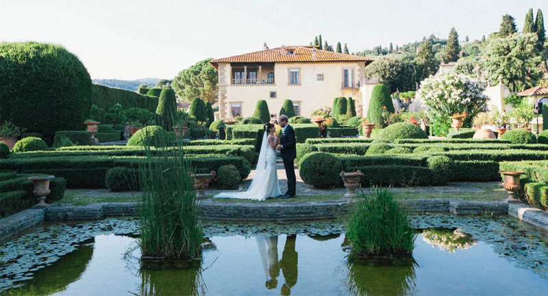 Italian Wedding Couture: tailor-made dress & destination wedding in Florence