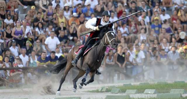  Joust of the Quintana, photo from quintanadiascoli.it