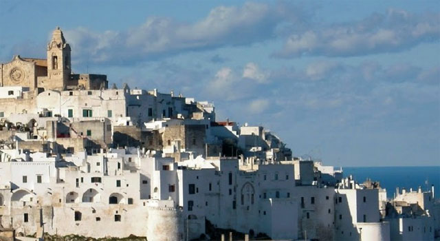 Wedding in the "White City", Ostuni