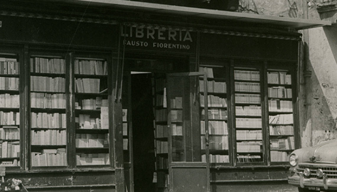 Vintage-photo-of-Libreria-Antica-Fiorentino