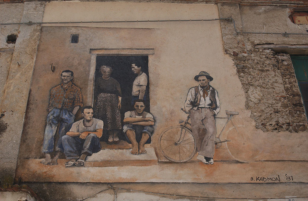 Mural painting in Diamante, Calabria, Italy - by Eugenio Magurno