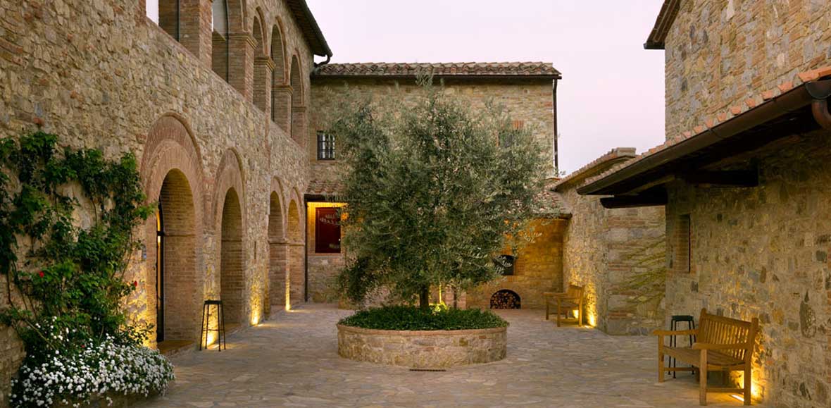 Event Venue in Italy: Fontanelle